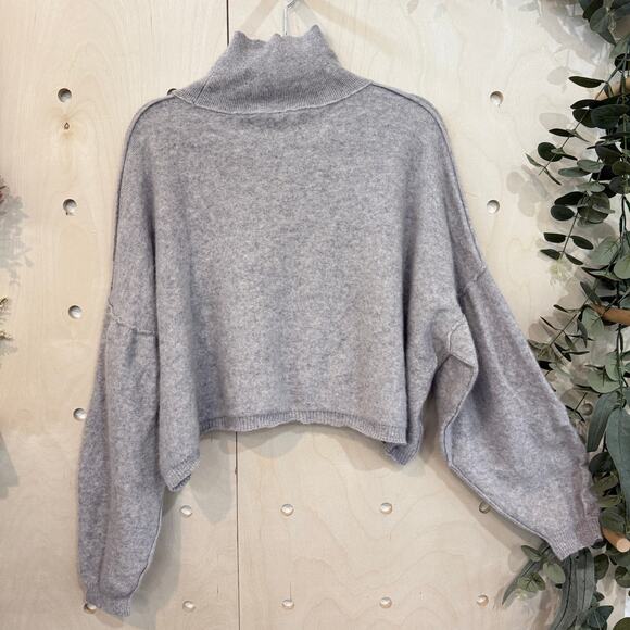 FREE PEOPLE So Low So High Cashmere Sweater Size M Grey Turtleneck Cropped - Picture 6 of 11